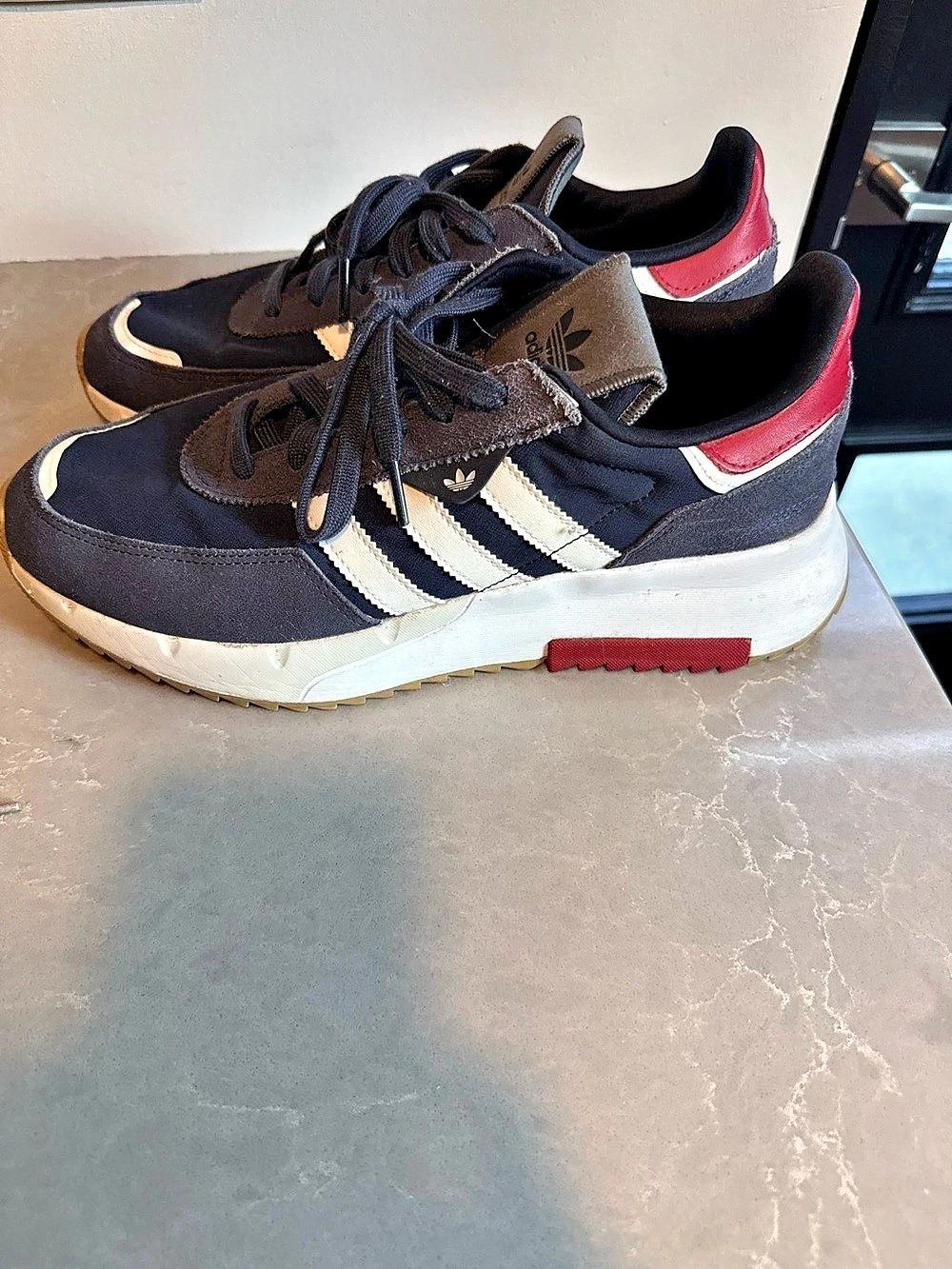 Men’s Adidas Retropy F2 Legend Ink Gum Men's Sneakers US 10.5 Blue & Red